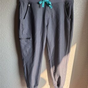 Figs Gray Joggers with Teal Drawstring Sz M/petite comfort Medicalwear uniform